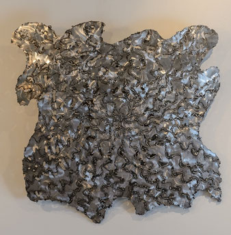 applique en inox, bandeau leds, travaillée à la soudure à l'arc,  mur ambiance pièce unique